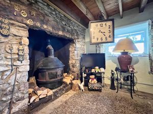 Photo 30- click for photo gallery